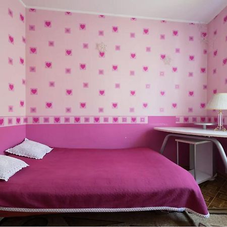 Guest House On Kaldaiakova 38 อัลมาตี ภายนอก รูปภาพ